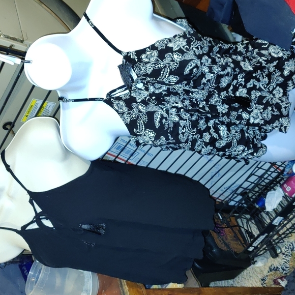 Hugh bundle of Nwt women's clothes N more - Picture 6 of 14